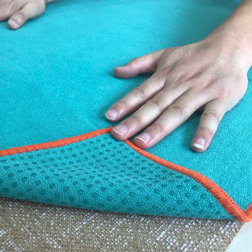 Toalla de yoga sedienta (ancho extra 68 cm)